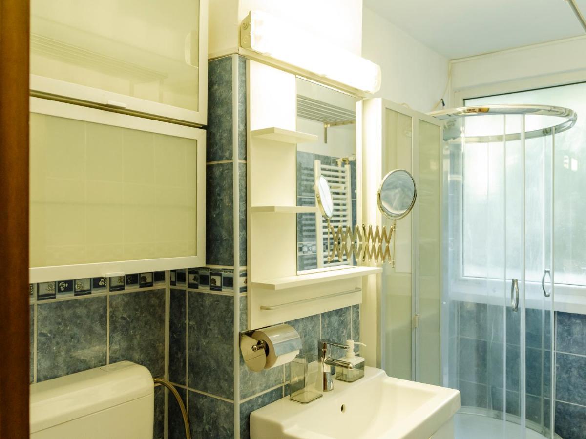 Appartamento Old Town Historic With Backyard Mini Park *